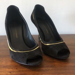 Giuseppe Zanotti - Black and Gold Heels Size 40